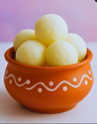 Garom Roshogolla — warm Bengali rosogolla in syrup